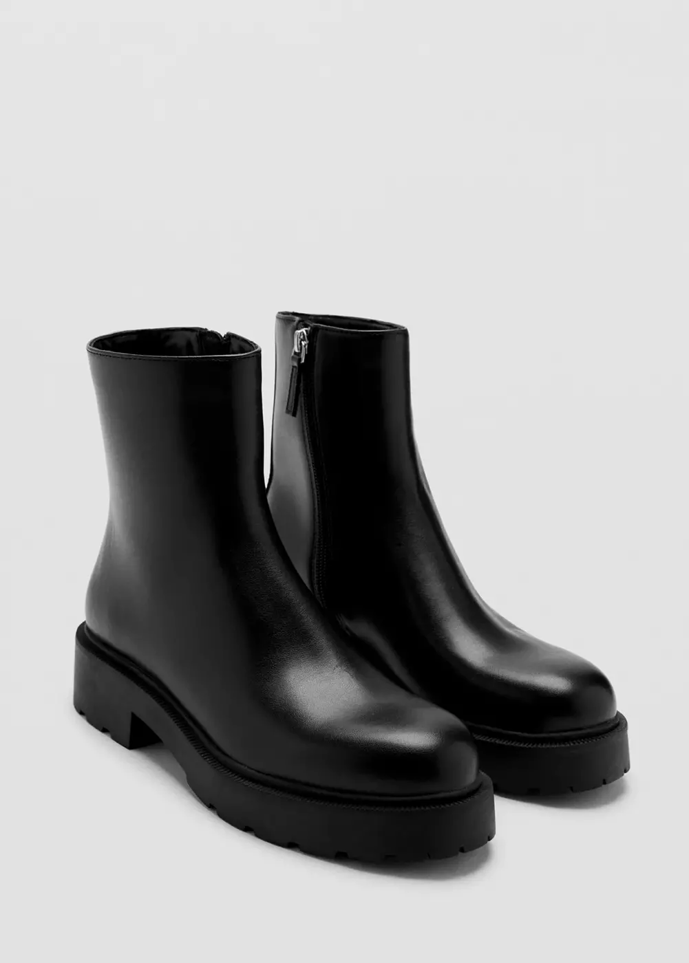 Bottines en cuir synthétique bout rond, MANGO