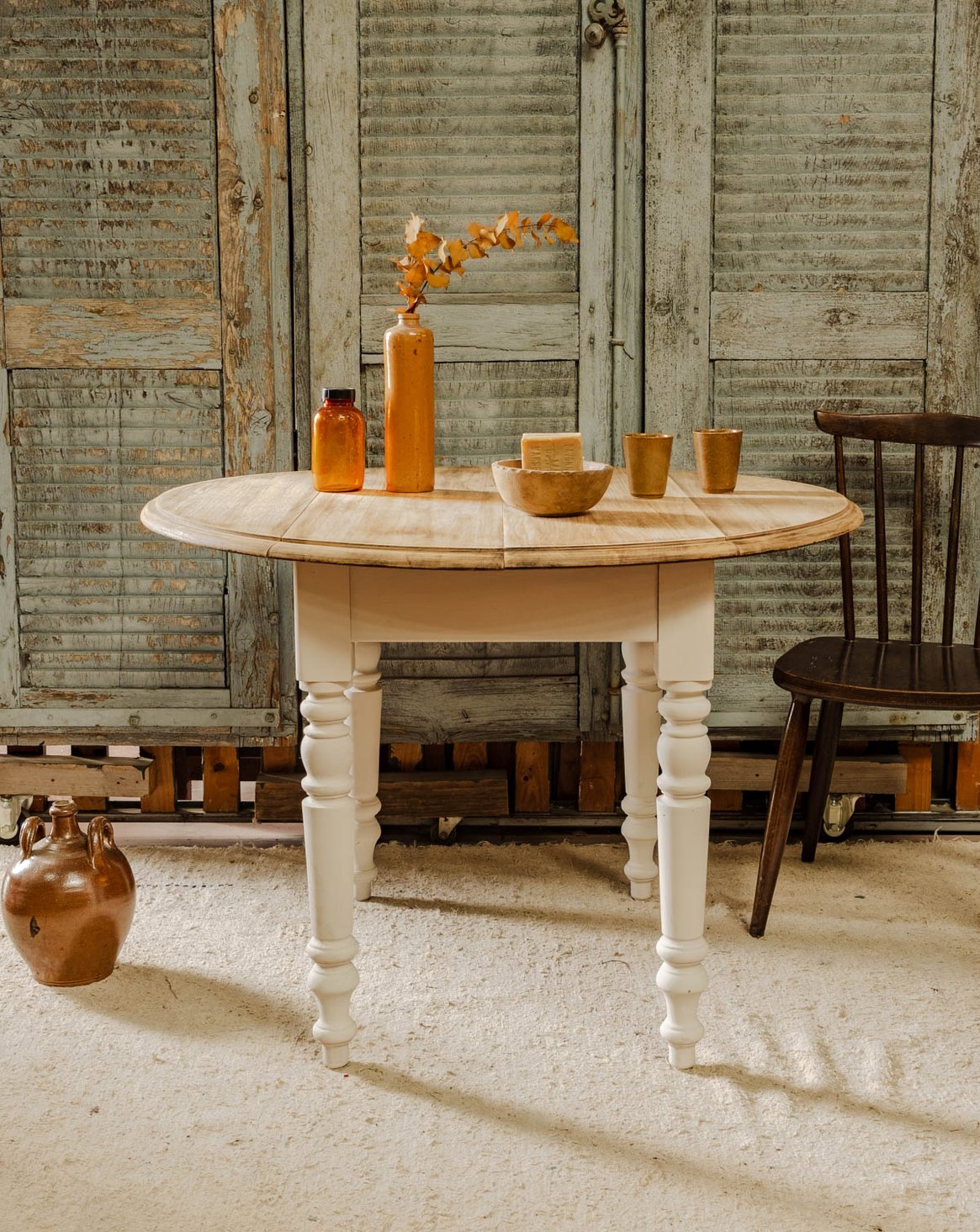 Table à manger ronde en bois Romy N°1490 - Bon état, DEBONGOUT