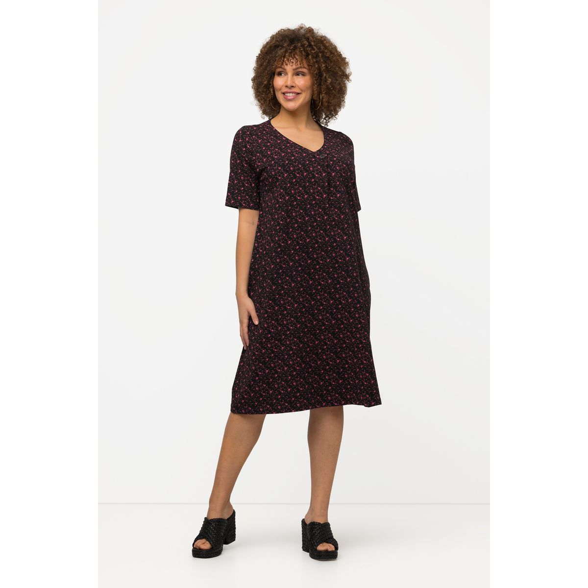 Robe midi petits pois. silhouette en a. Ulla Popken La Redoute