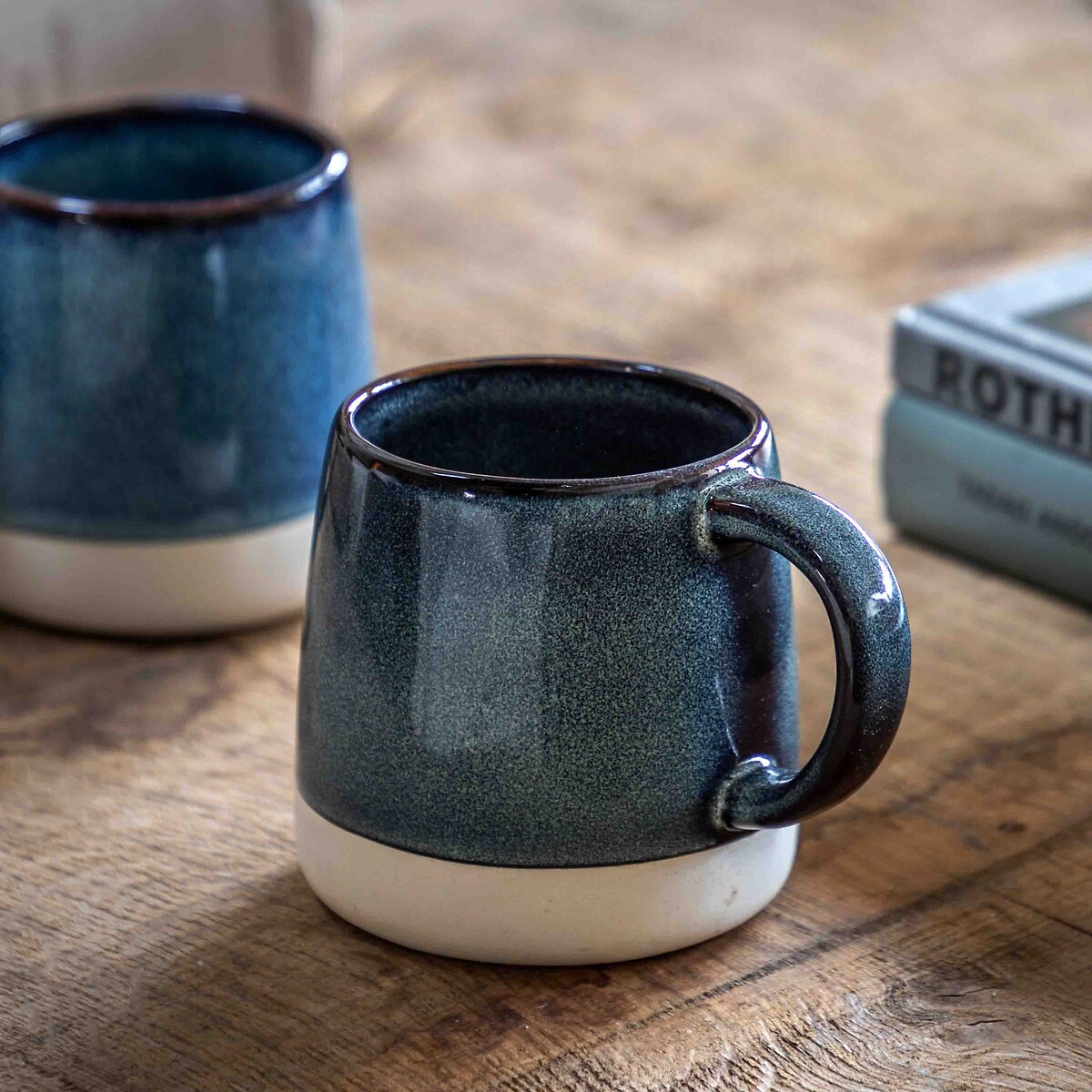 Set of 4 Reactive Glaze Mugs in Ink Blue, ÉDITÉ