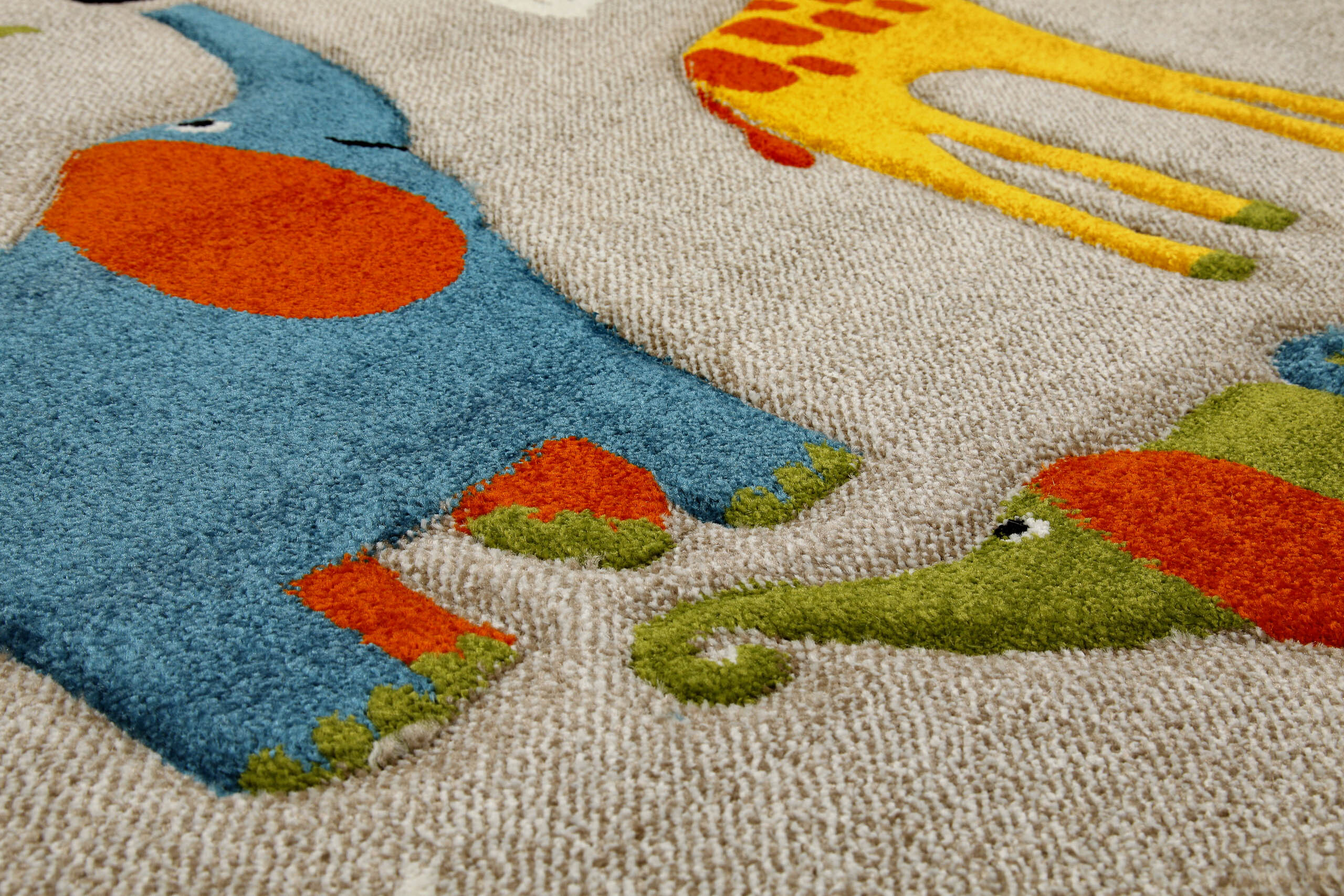 Tapis Enfant Savane Nala & Friends 80x150cm - Motif Animaux Relief Velours 10mm