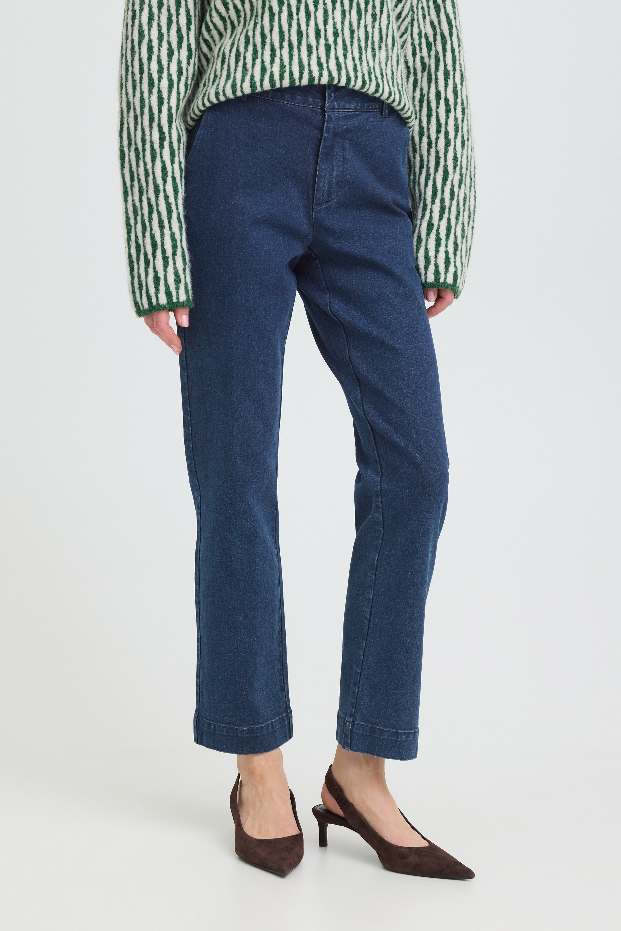 Jean droit à taille mi-haute, longueur cheville, B.YOUNG