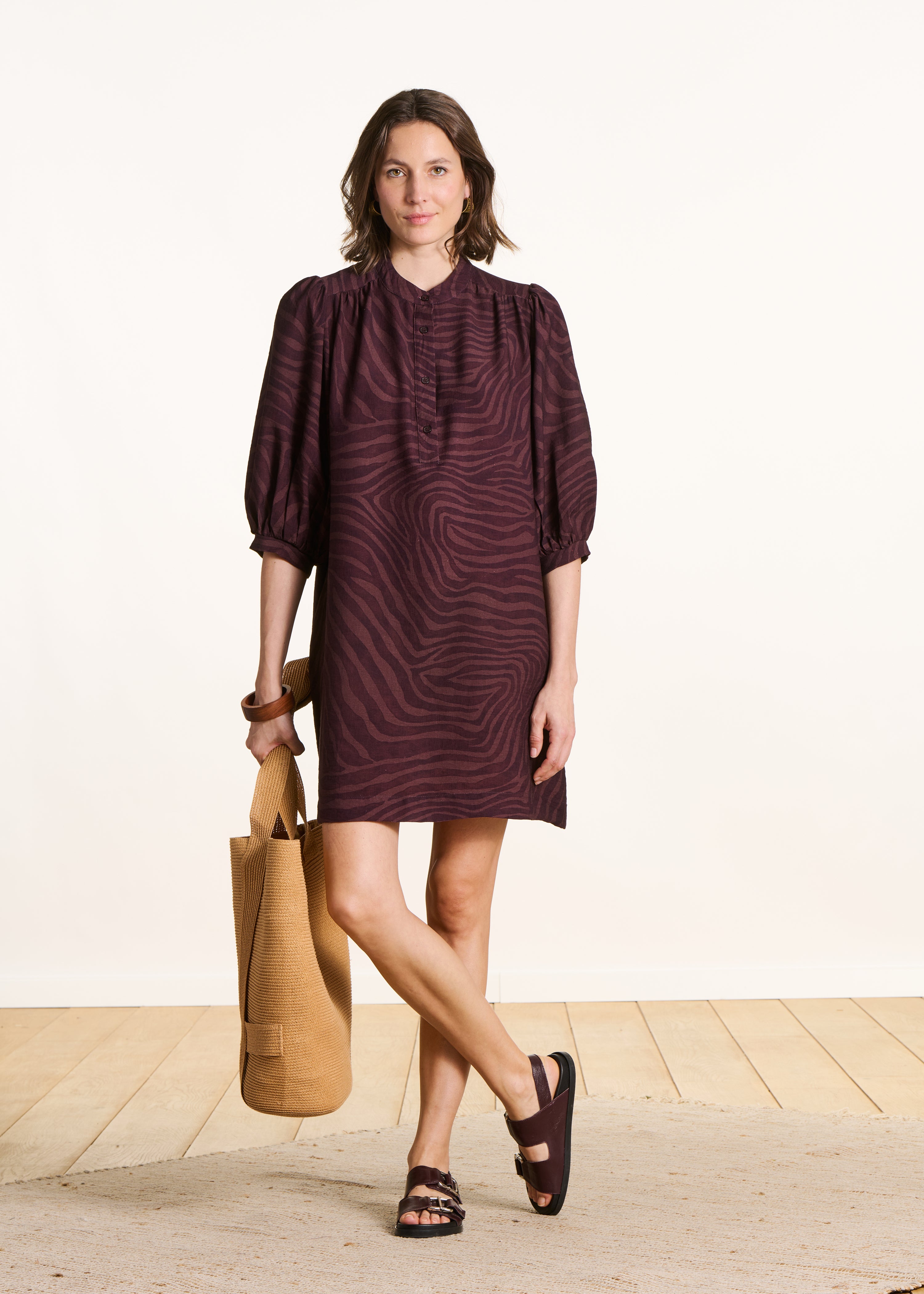 Robe courte à imprimé animalier, LA FEE MARABOUTEE