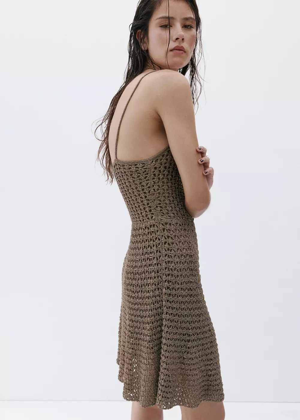 Robe crochet détail fil textile, MANGO
