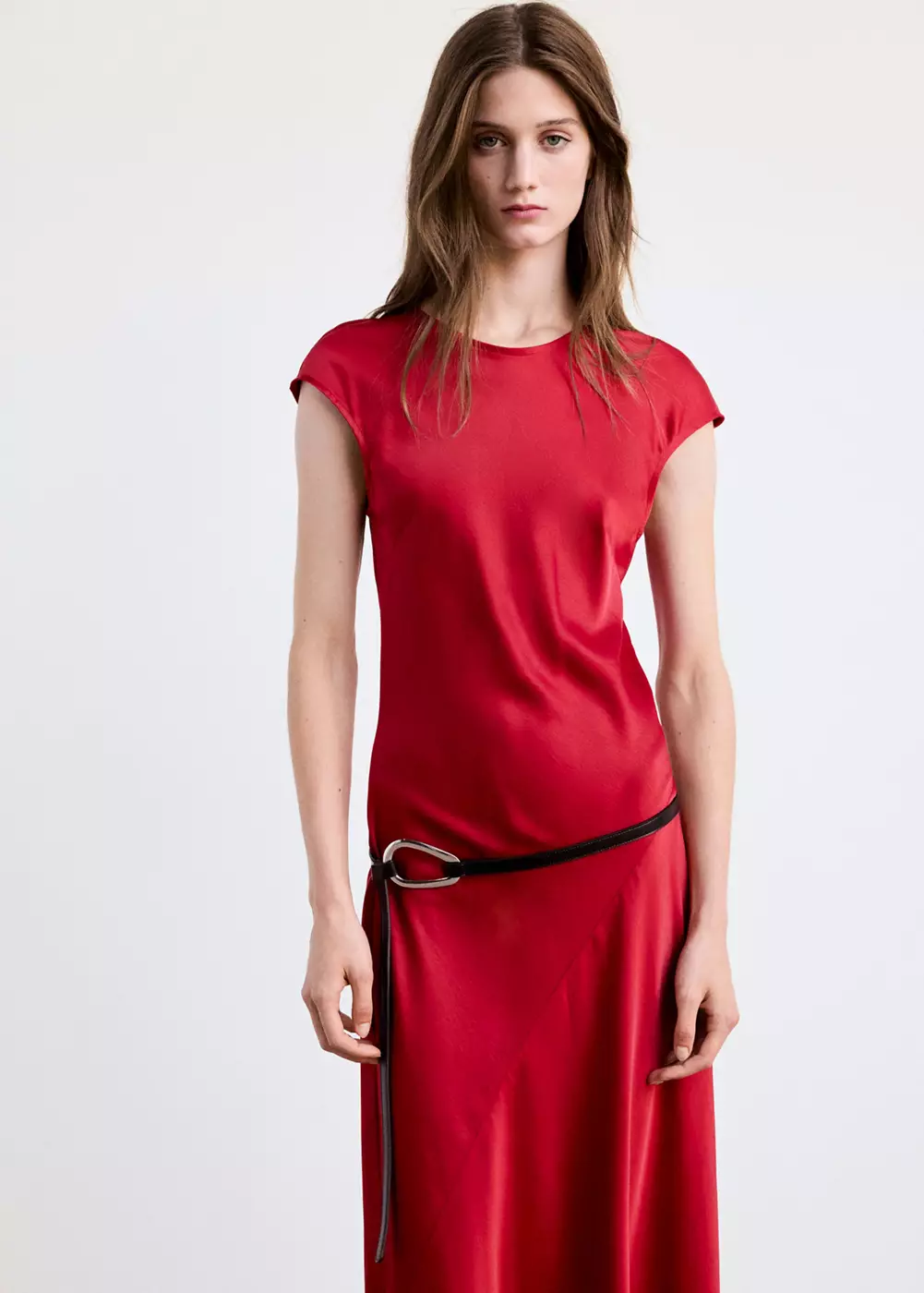 Robe à manches courtes avec couture asymétrique, MANGO