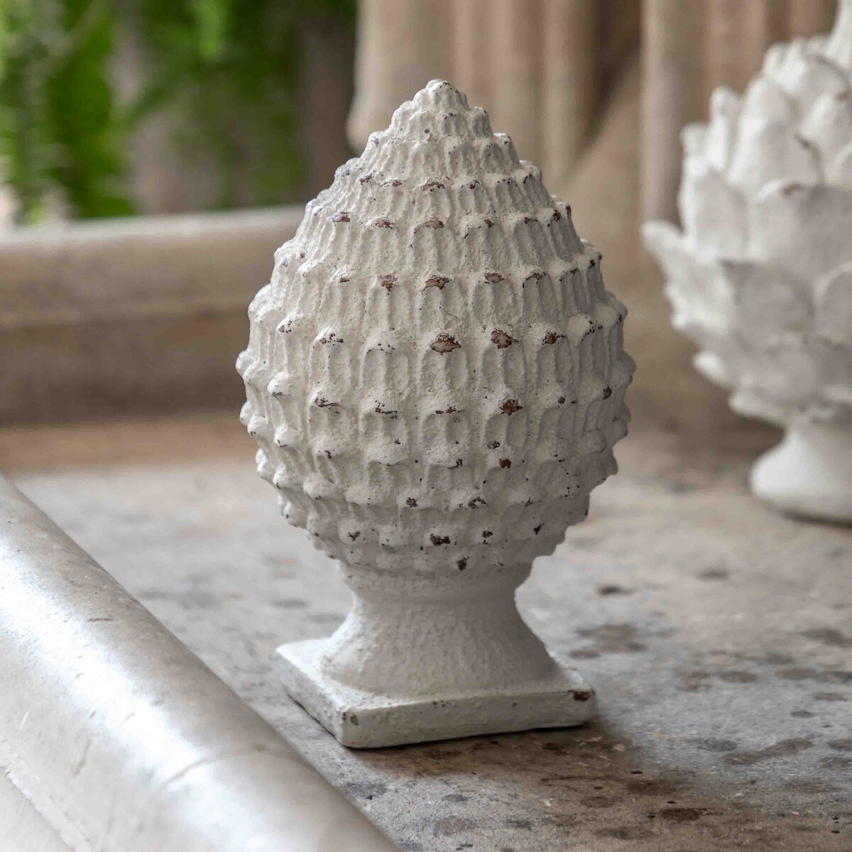 20cm Rustic Pinecone Sculpture Ornament, ÉDITÉ