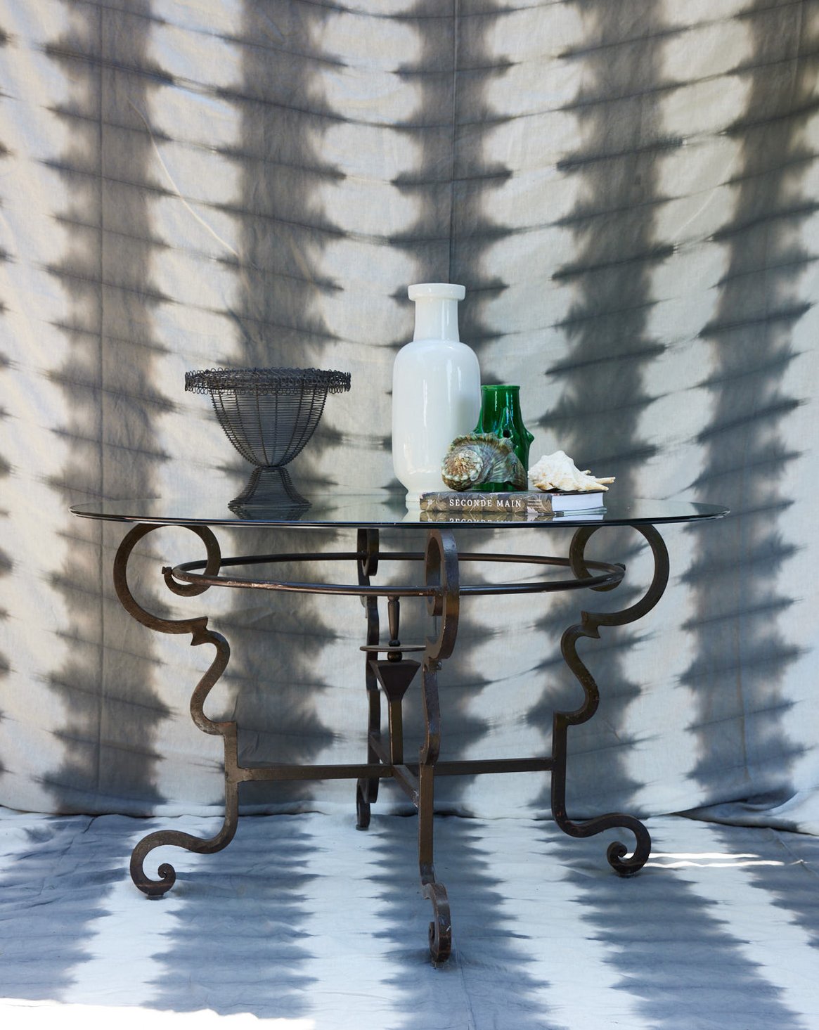 Table à manger ronde en verre biseauté Karla N°1202 - Bon état, DEBONGOUT
