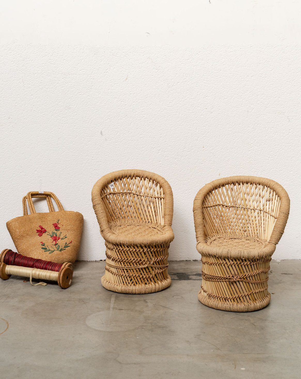 Paire de fauteuils pour enfant en rotin Marcus N°363 - Bon état, DEBONGOUT
