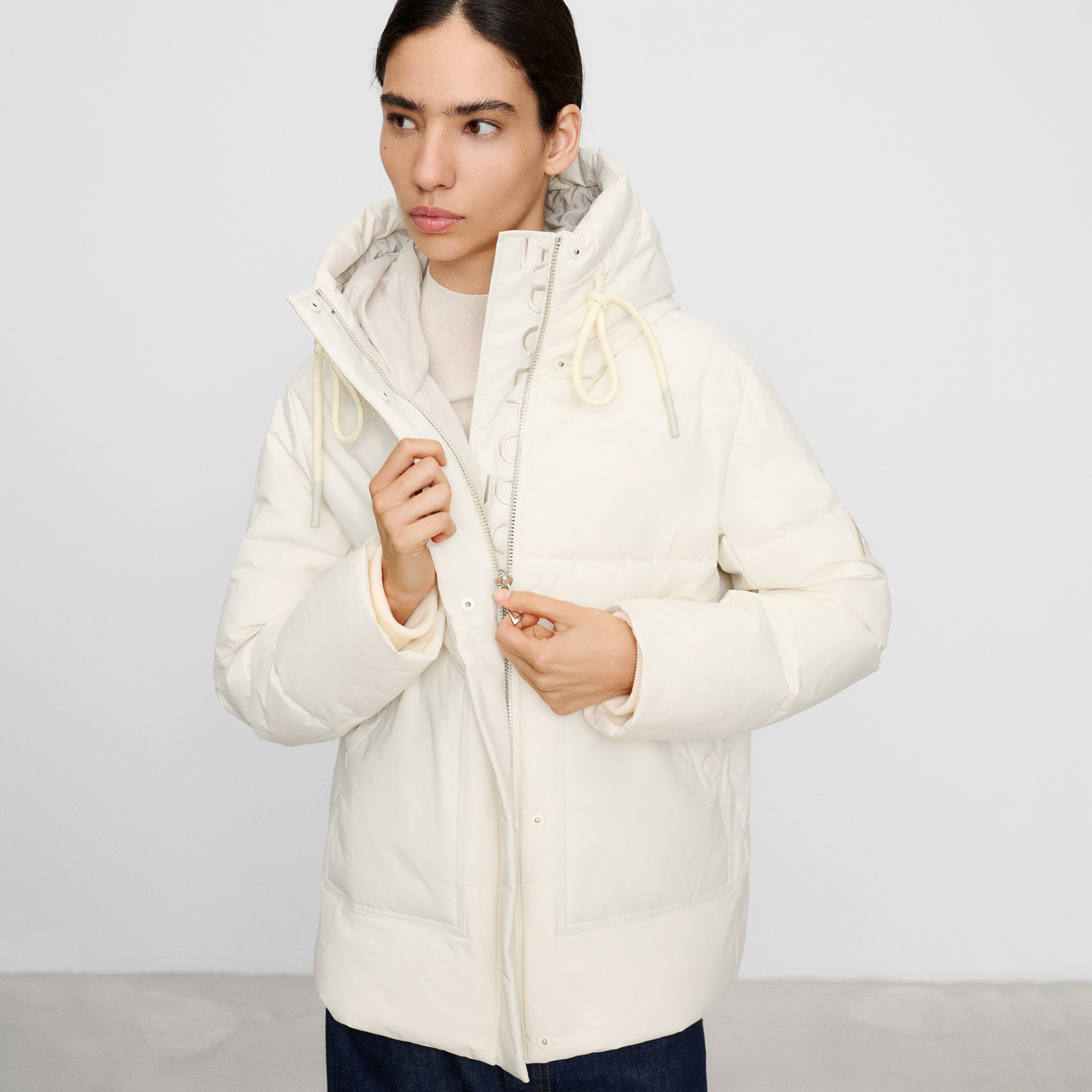 Manteau court matelassé à capuche réglable, ADOLFO DOMINGUEZ