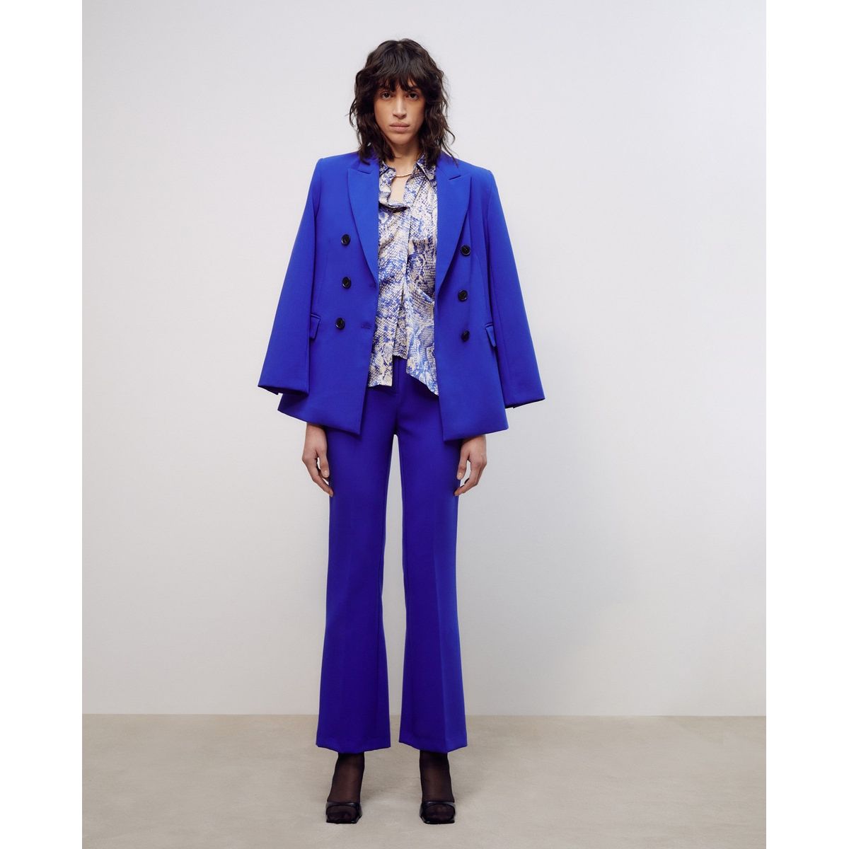 Tailleur pantalon femme bleu ciel 2025