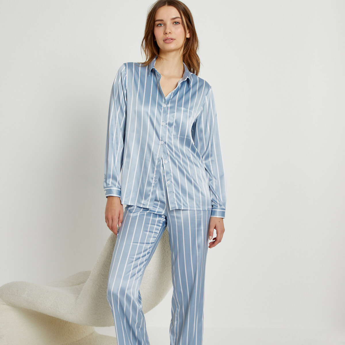 Pyjama en satin raye