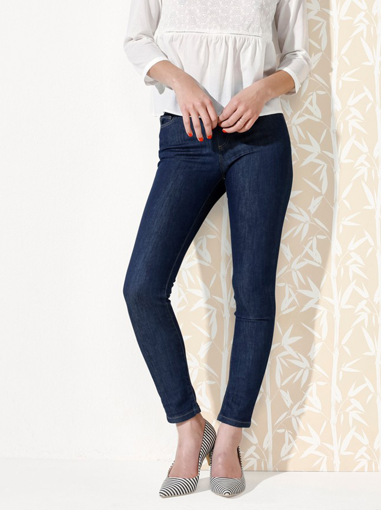 Skinny Jeans Image