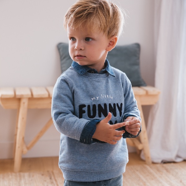 Jumpers, Cardigans & Sweatshirts