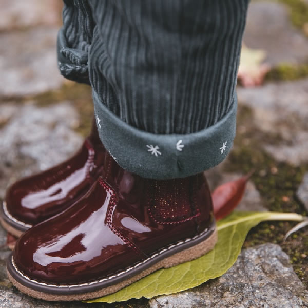 Shoes, Boots & Trainers